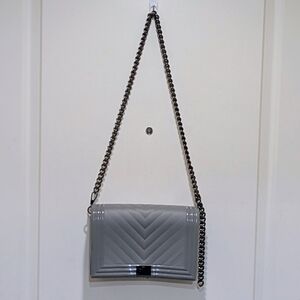 EUC DesignInverso Grey Chevron Pattern Crossbody Jelly Bag with Adjustable Strap